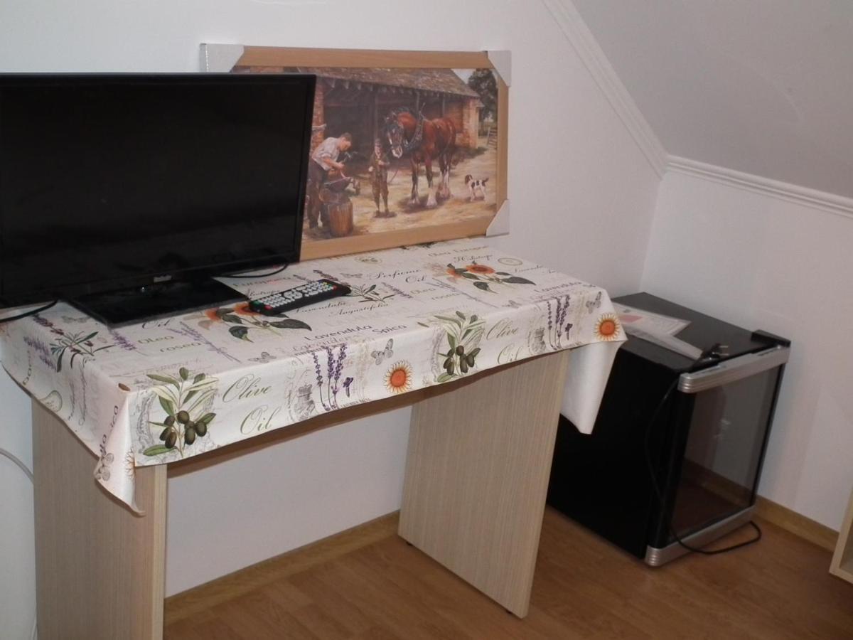 Kalmi Vendeghaz Hotel Corund  Zewnętrze zdjęcie
